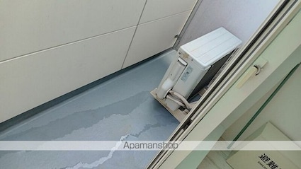 Ｎ１ーＳＱＵＡＲＥ[1R/16.17m2]のバルコニー