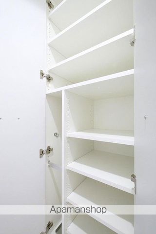 PREMIUM CUBE 両国DEUXの内装写真