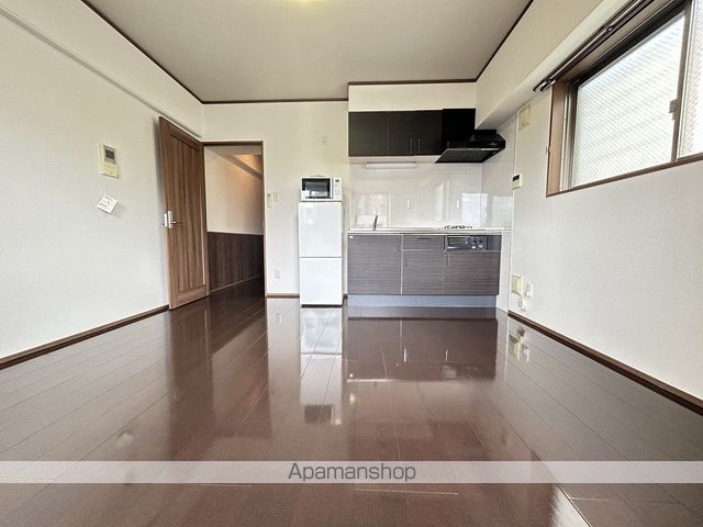 Gold Court 宝町の内装写真
