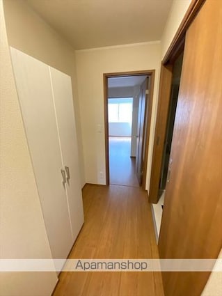 ヴァンクール鶴岡[1LDK/33.8m2]の玄関