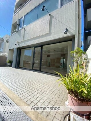 和歌山県和歌山市板屋町[店舗/40.8m2]の玄関