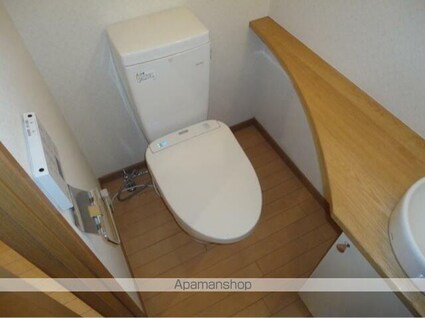 フラット御苑[1LDK/48m2]のトイレ