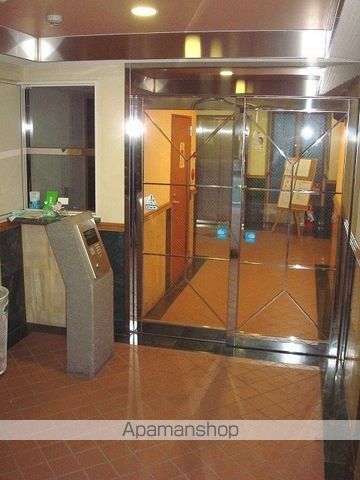 新品家具付きマンション港23の玄関写真