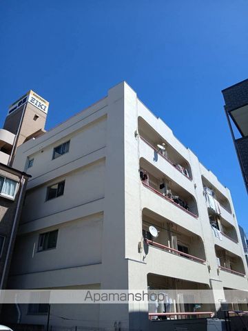 山秀マンションの外観写真