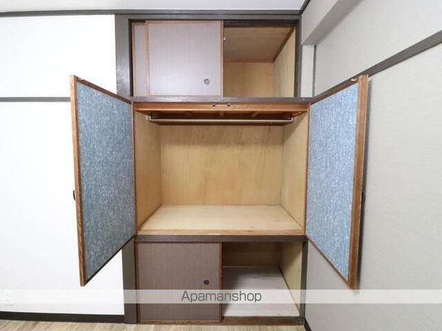 FLORESTA山下町の内装写真