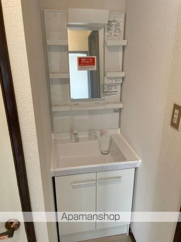 クレッセント大坪の内装写真