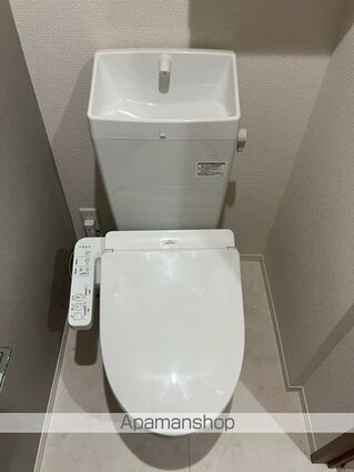 東京都中野区中野１丁目[3LDK/60.41m2]のトイレ