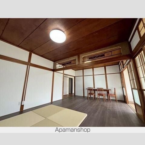 アクアレトロ川島の内装写真