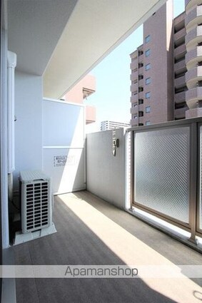 Ｍａｙｆａｉｒ　ｃｅｎｔｅｒ　ｓｑｕａｒｅ[1K/32.08m2]のバルコニー