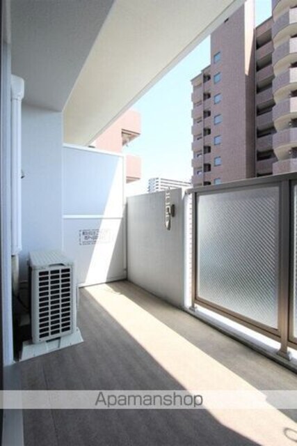 Ｍａｙｆａｉｒ　ｃｅｎｔｅｒ　ｓｑｕａｒｅ[1K/32.08m2]のバルコニー