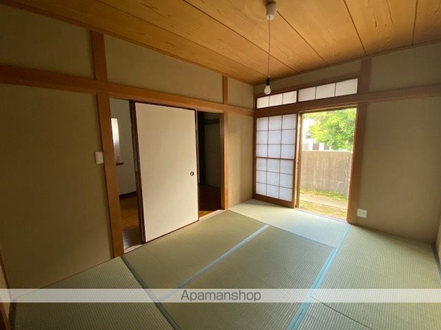 牟礼戸建の内装写真
