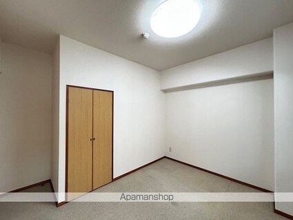 アルカディア曳馬[3LDK/70.2m2]の内装1