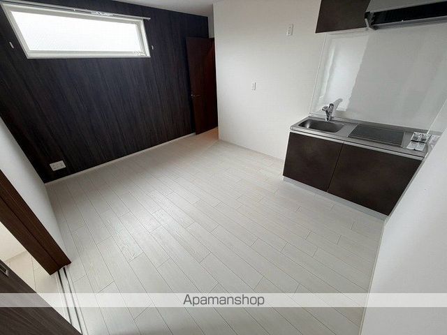 諏訪1丁目共同住宅の内装写真