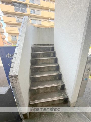 VIVRE鶴島の玄関写真