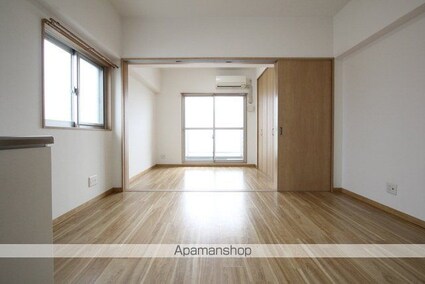 Ｓｔｒａｔｏｃａｓｔｅｒ市駅西[1LDK/31.63m2]のリビング・居間