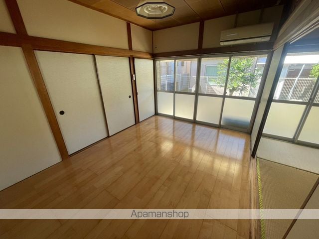 福岡貸家の内装写真