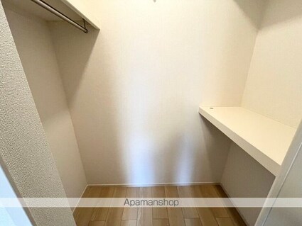 ブリリアントⅡ[1LDK/47.42m2]の収納