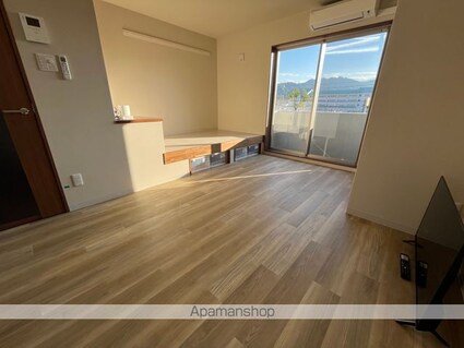 エトワール[1R/30.95m2]のリビング・居間