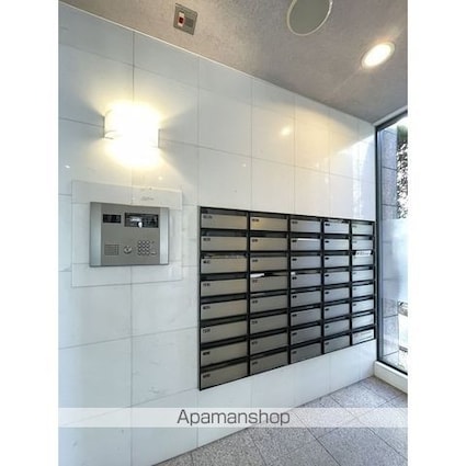 コンフォリア愛宕[1R/25.19m2]のロビー