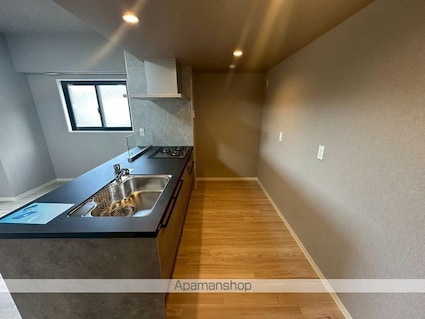 愛知県名古屋市北区志賀町４丁目[2LDK/71.2m2]の内装3