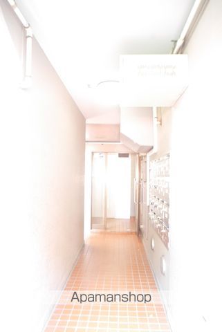 市両マンションの玄関写真
