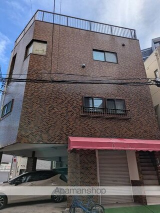平石ビル[2K/32.48m2]の外観1