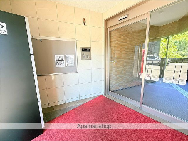 東仙台レジデンス弐番館の玄関写真