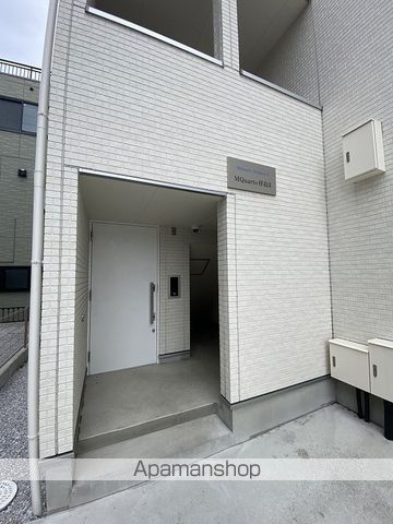 MQUARTO拝島IIの玄関写真