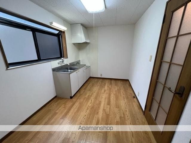 メゾンドレンメAの内装写真