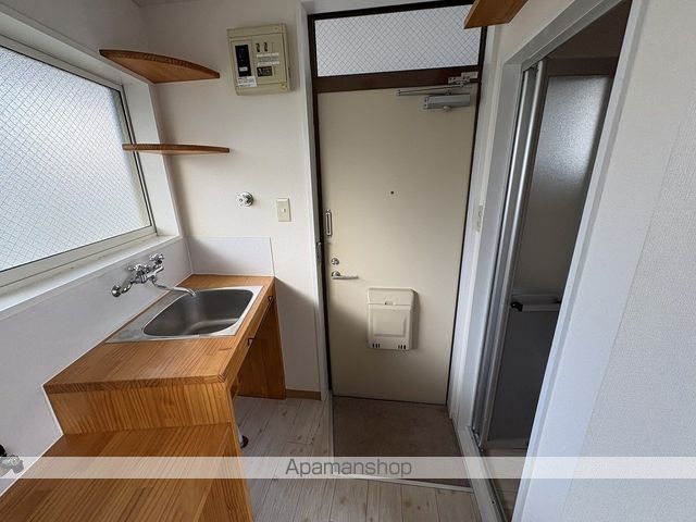 長屋アパートメントHACHIの内装写真