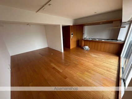 東京都新宿区北新宿１丁目[2LDK/83.56m2]の内装1