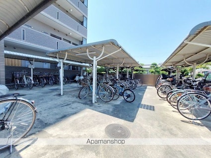 アルカンシエル[3LDK/71.14m2]の駐車場2