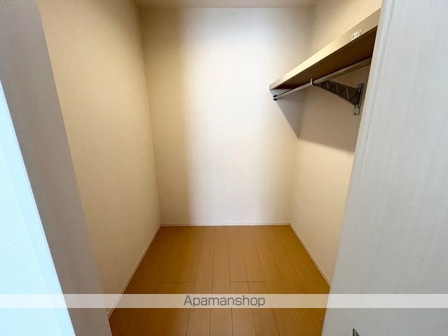 アゼリアの内装写真