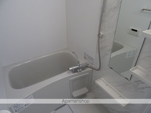 RS RESIDENCEの内装写真