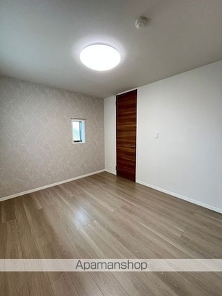 滋賀県守山市二町町[2LDK/64.75m2]の内装2