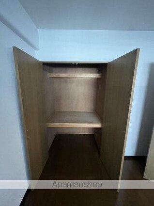 シャルム和知川原[2LDK/58.32m2]の収納