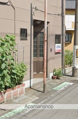 京浜急行電鉄本線 逸見駅 徒歩5分 3階建 築25年の玄関写真
