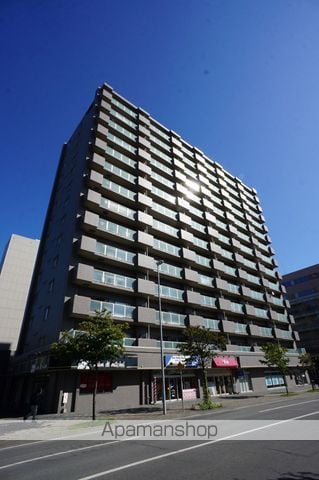 クリーンリバー桑園駅前1号棟の外観写真