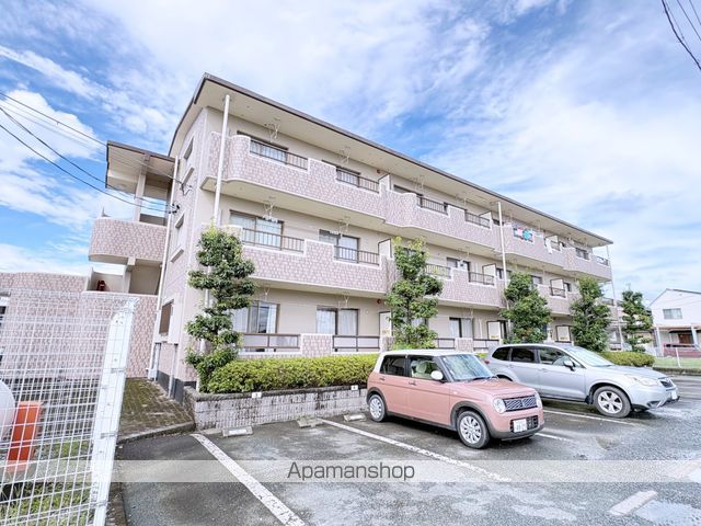 Raffine泉の外観写真