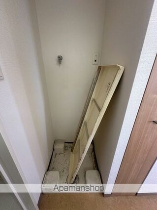 東京都中野区中野３丁目[1LDK/51.94m2]の内装1