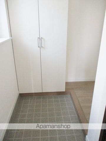 Lusora Osatoの内装写真