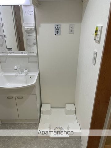 河原町レジデンスB棟の内装写真
