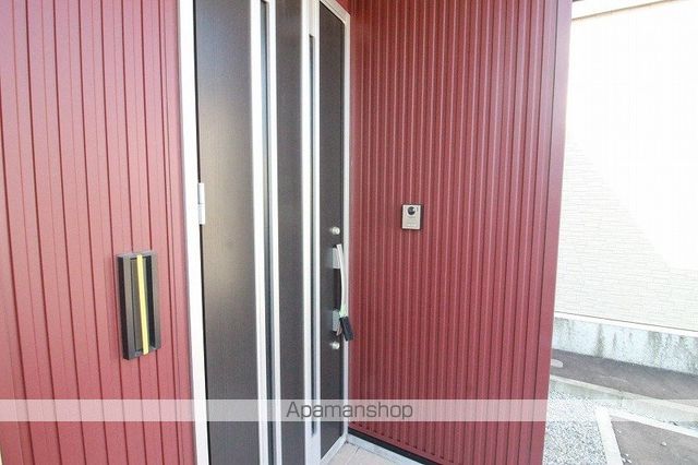 千歳線 恵庭駅 徒歩7分 2階建 築7年の玄関写真