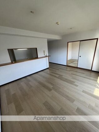 シャルム和知川原[2LDK/58.32m2]のリビング・居間