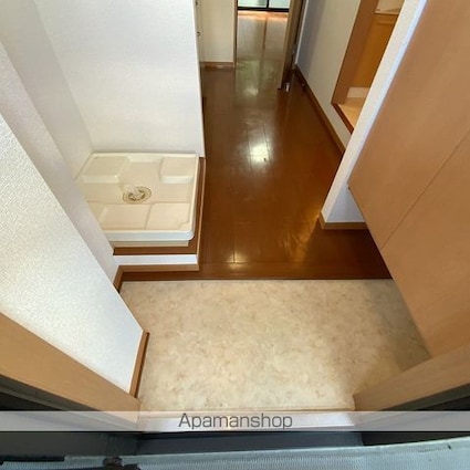 セジュール東鼎　ＡＢ[1K/26.71m2]の玄関