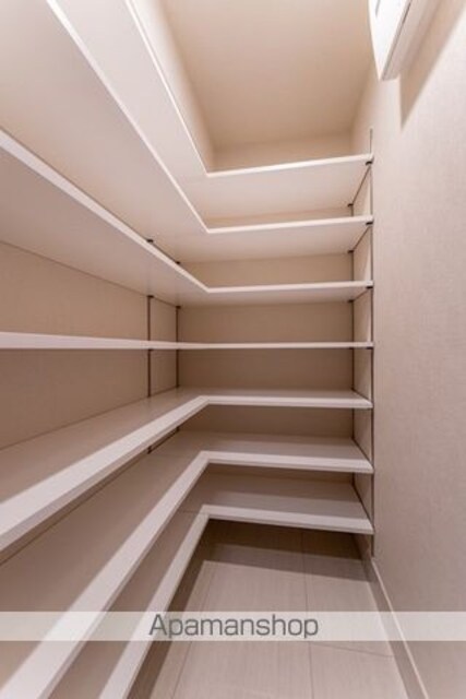 ルフォンプログレ蔵前プレミア[1R/25.4m2]の収納