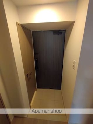 Ｓ－ＲＥＳＩＤＥＮＣＥ新宿早稲田ａｖｅｌｉｓ[1LDK/39.79m2]の玄関