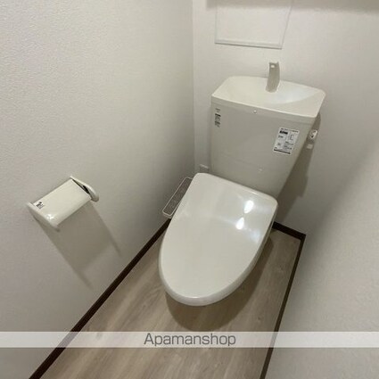 ラフィネ新井[1K/29.78m2]のトイレ