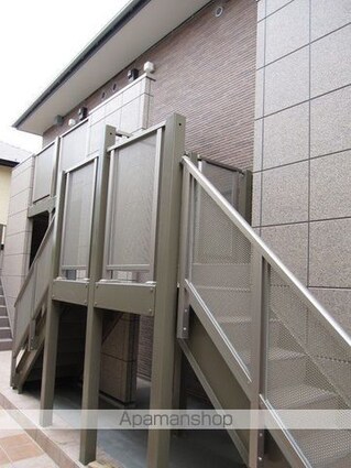 クレセント荻窪[1K/27m2]の外観3