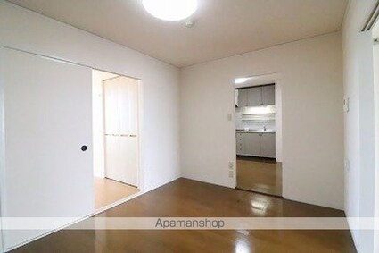 クレール清水[3LDK/65.44m2]の内装2